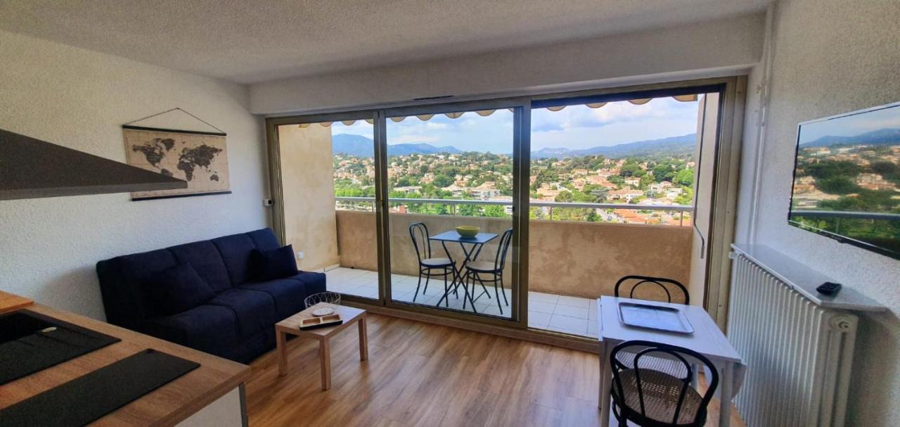 Studio Chez Nanie Residence Le Concorde Cannes Marina Mandelieu Εξωτερικό φωτογραφία